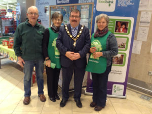 Councillor John Scott called into Tesco Northcott to support the Newtownabbey Foodbank team during the 2016 Christmas food collection.  Flo Burns fron Carnmoney was joined by Iris and James Forsythe from Ballynure.